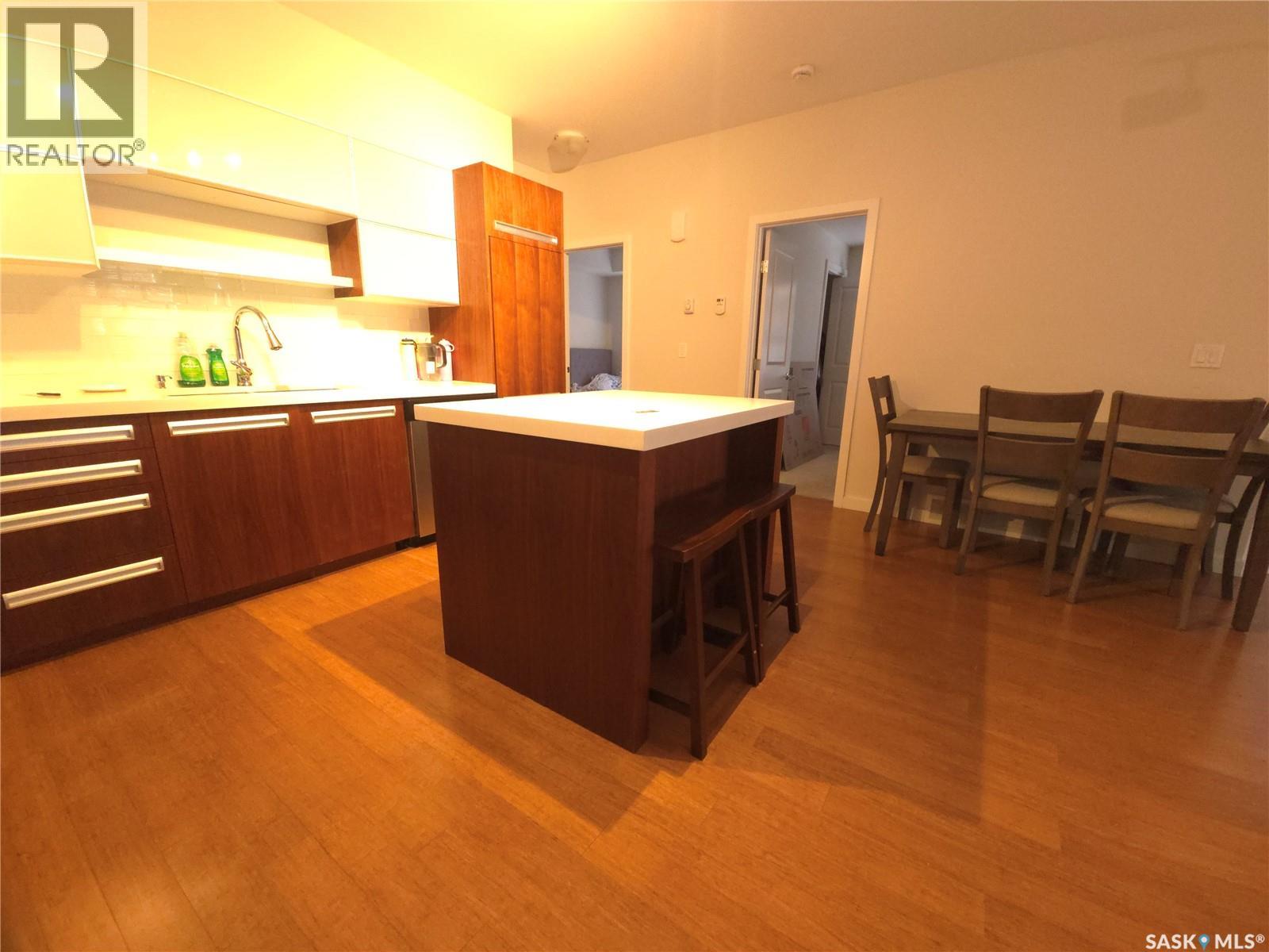 #1610 1015 Patrick CRESCENT - Image 77