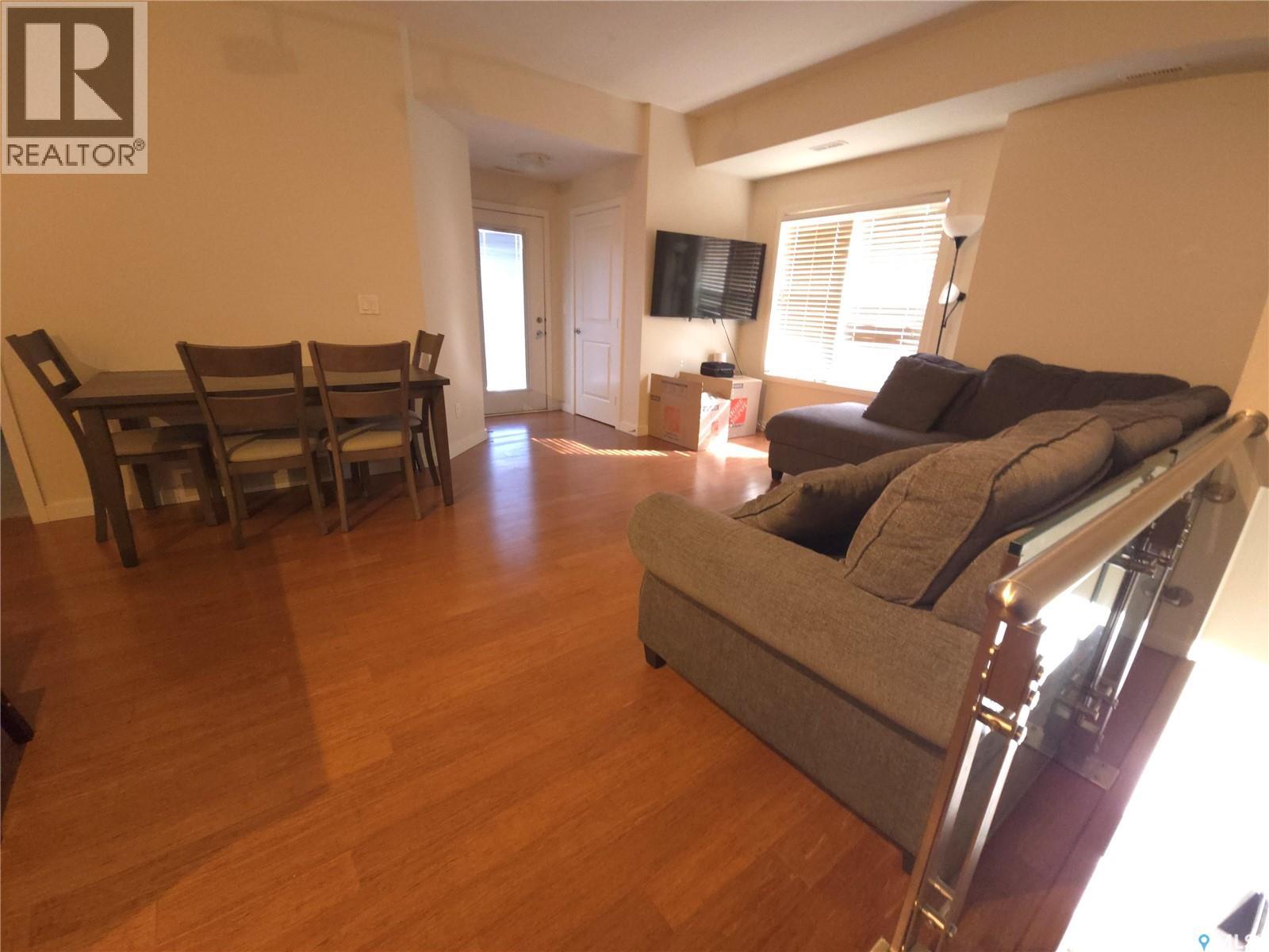 #1610 1015 Patrick CRESCENT - Image 81