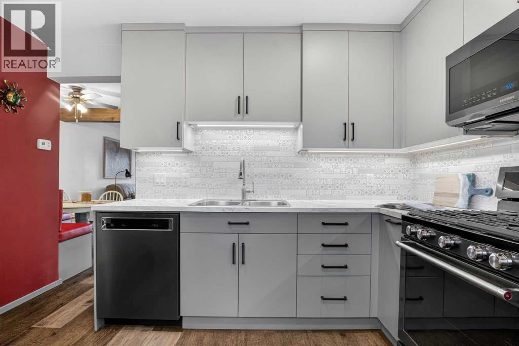 23 Bermuda Place NW - 12