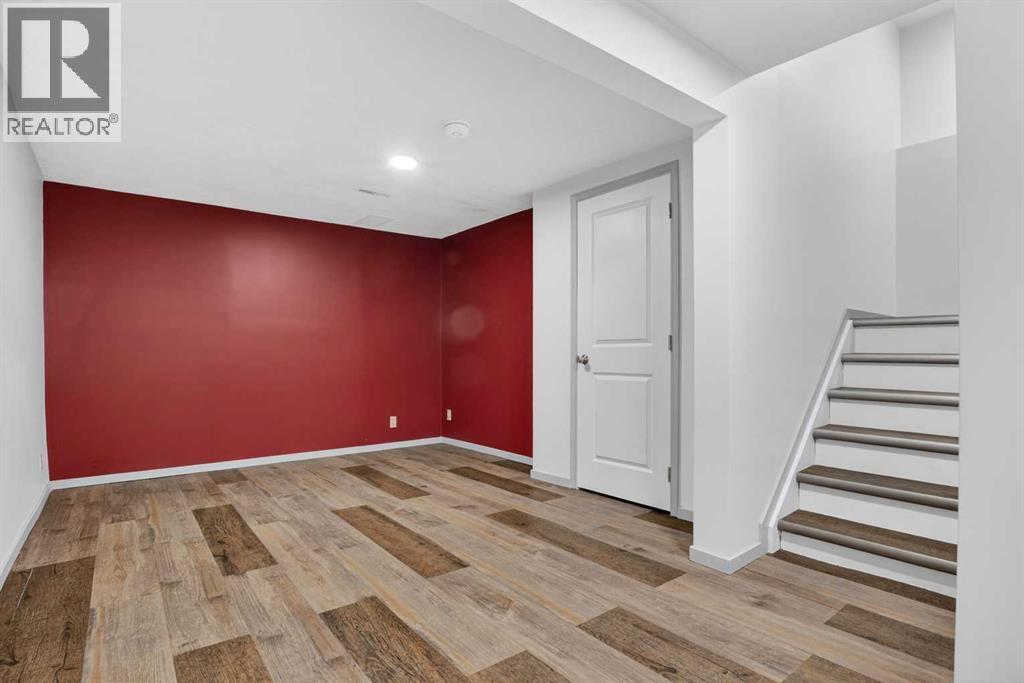 23 Bermuda Place NW - 32