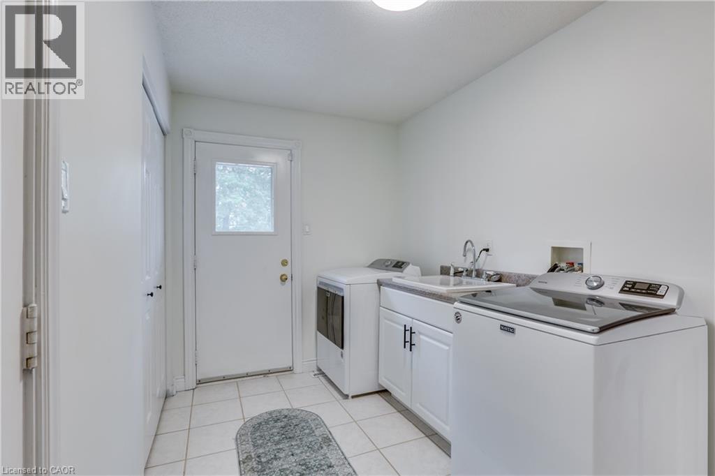 4542 AVENUE Road - 25