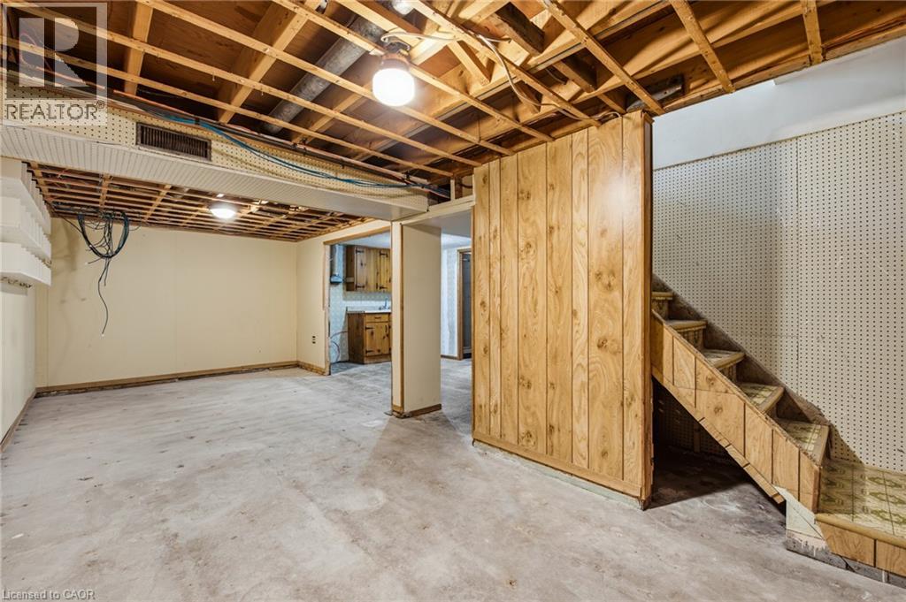 33 BELMONT Avenue E - Image 22