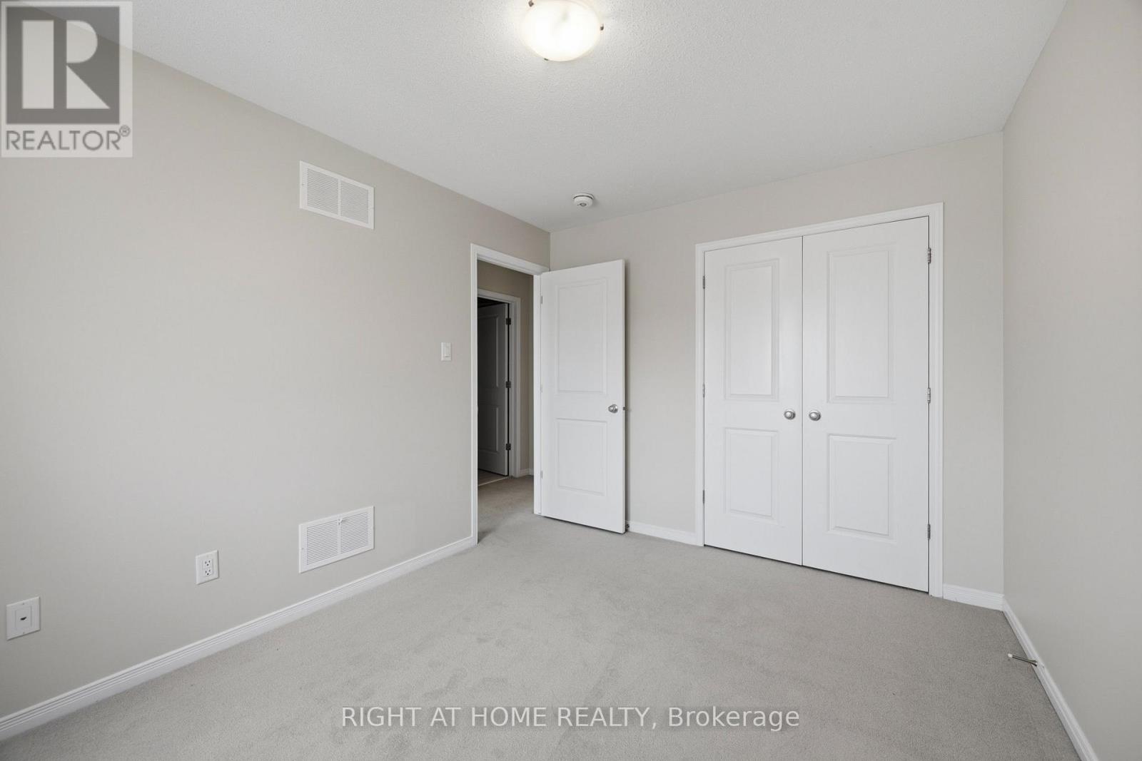 593 EDENWYLDE DRIVE - 35