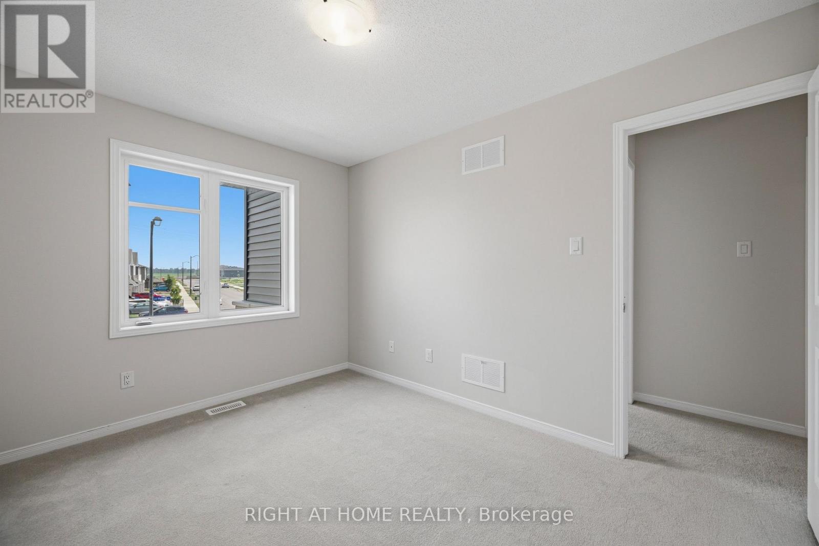 593 EDENWYLDE DRIVE - 36