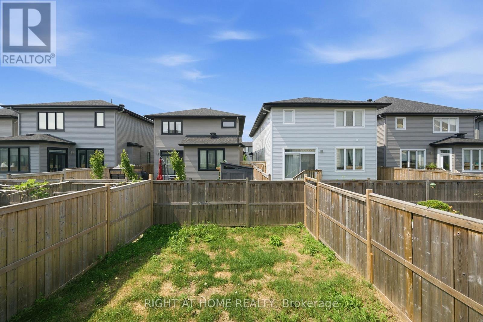 593 EDENWYLDE DRIVE - 44