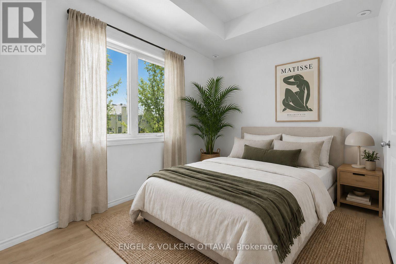 #5 165 WATERBRIDGE DRIVE - Image 12