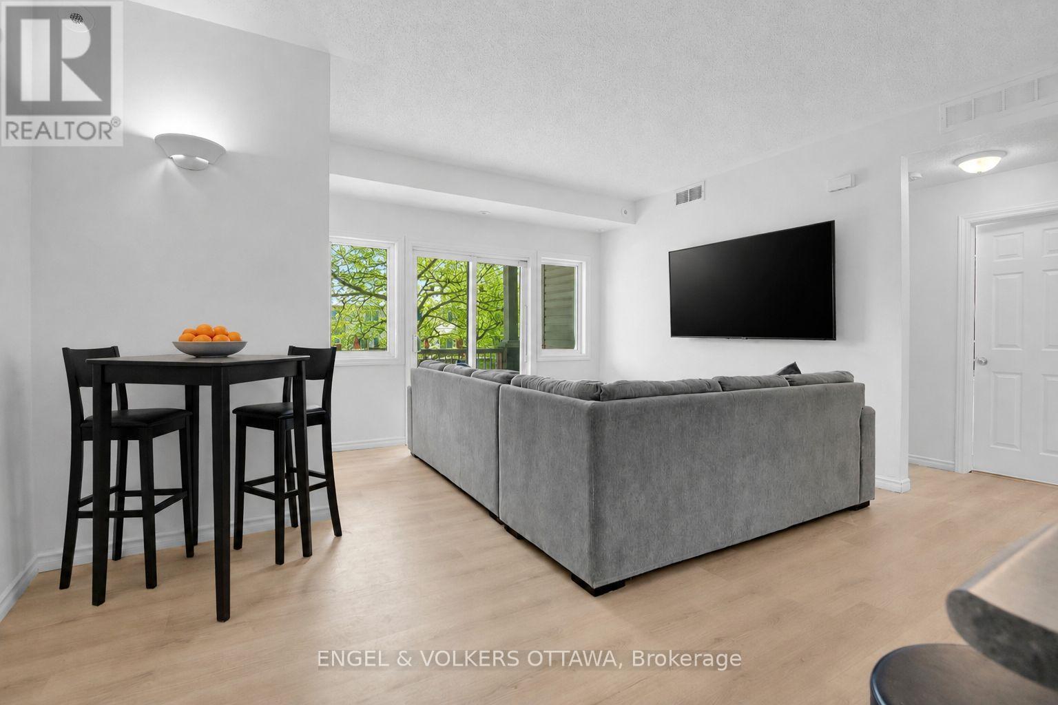 #5 165 WATERBRIDGE DRIVE - Image 7