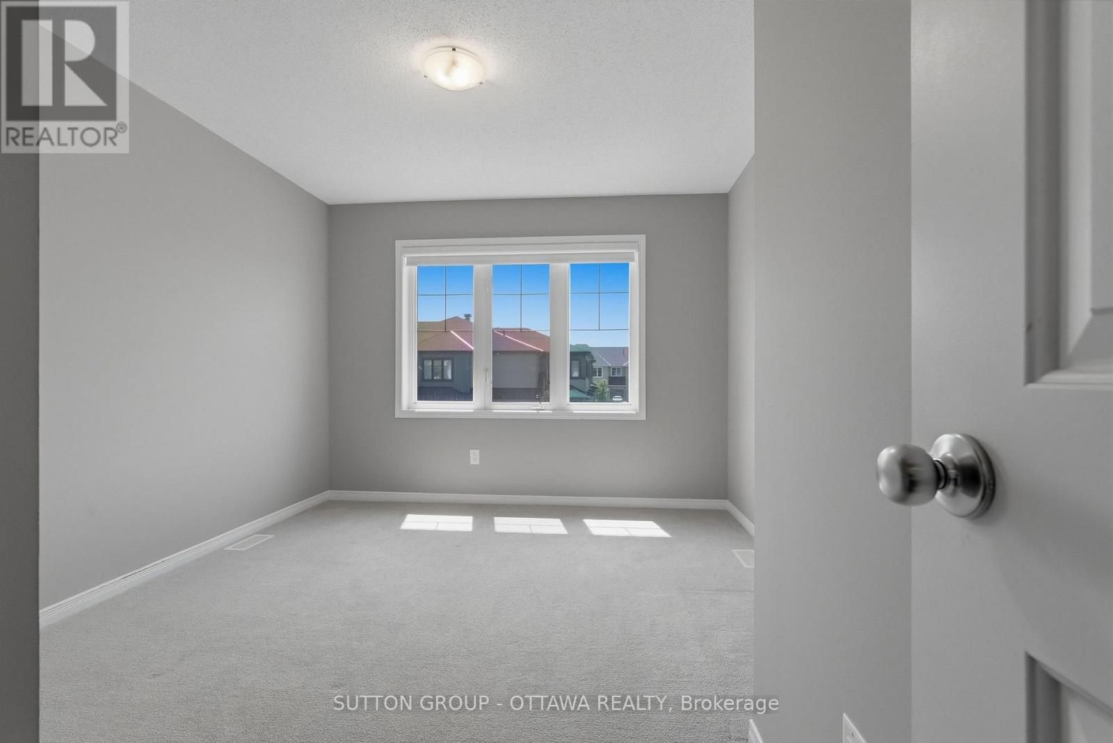 3 Bed, 3 Bath House for Rent in Ottawa – 196 JARDINIERE STREET, Ottawa – MLS# X13580202 - Image 19