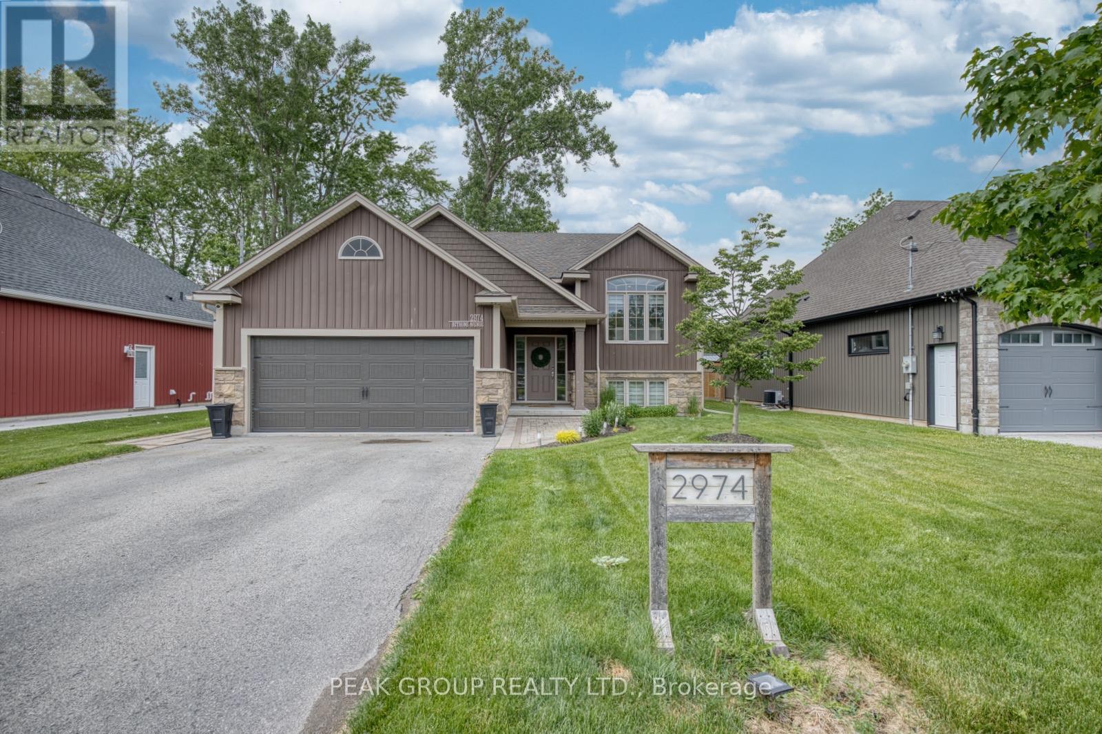 2974 BETHUNE AVENUE - 1