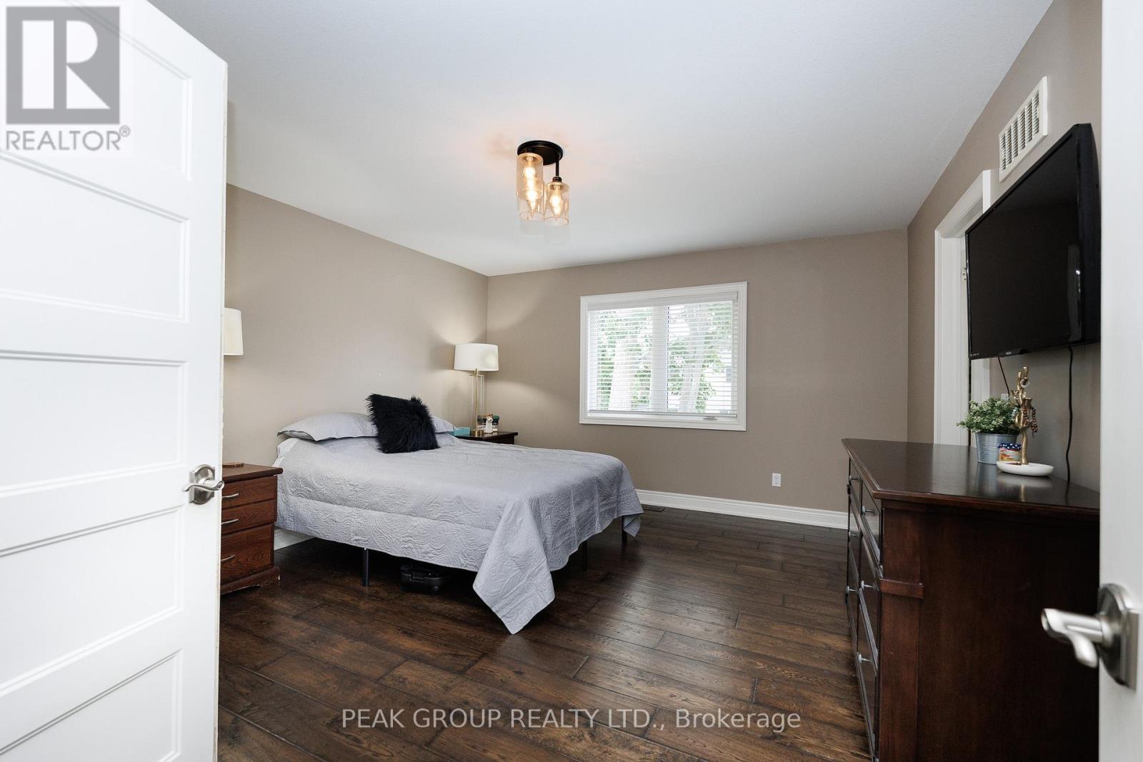 2974 BETHUNE AVENUE - 21