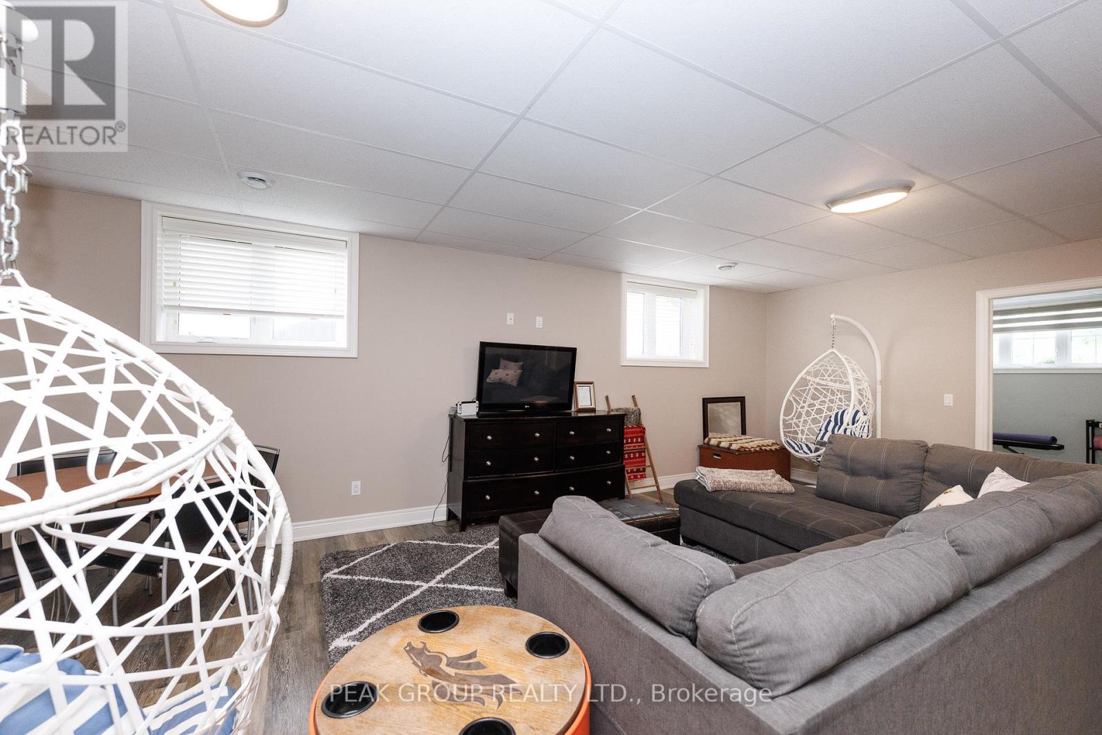 2974 BETHUNE AVENUE - 30