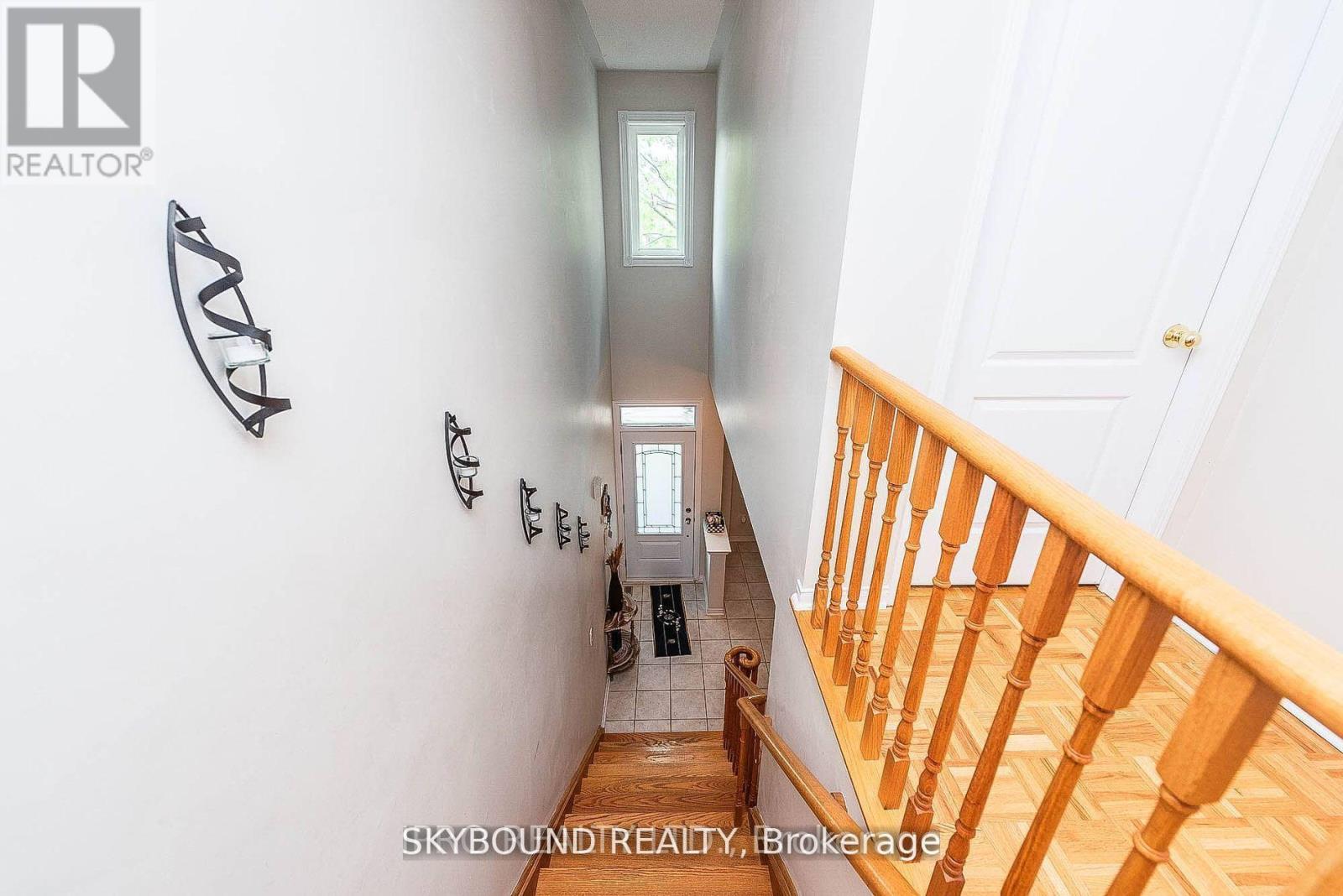 66 SKYLARK DRIVE - 16