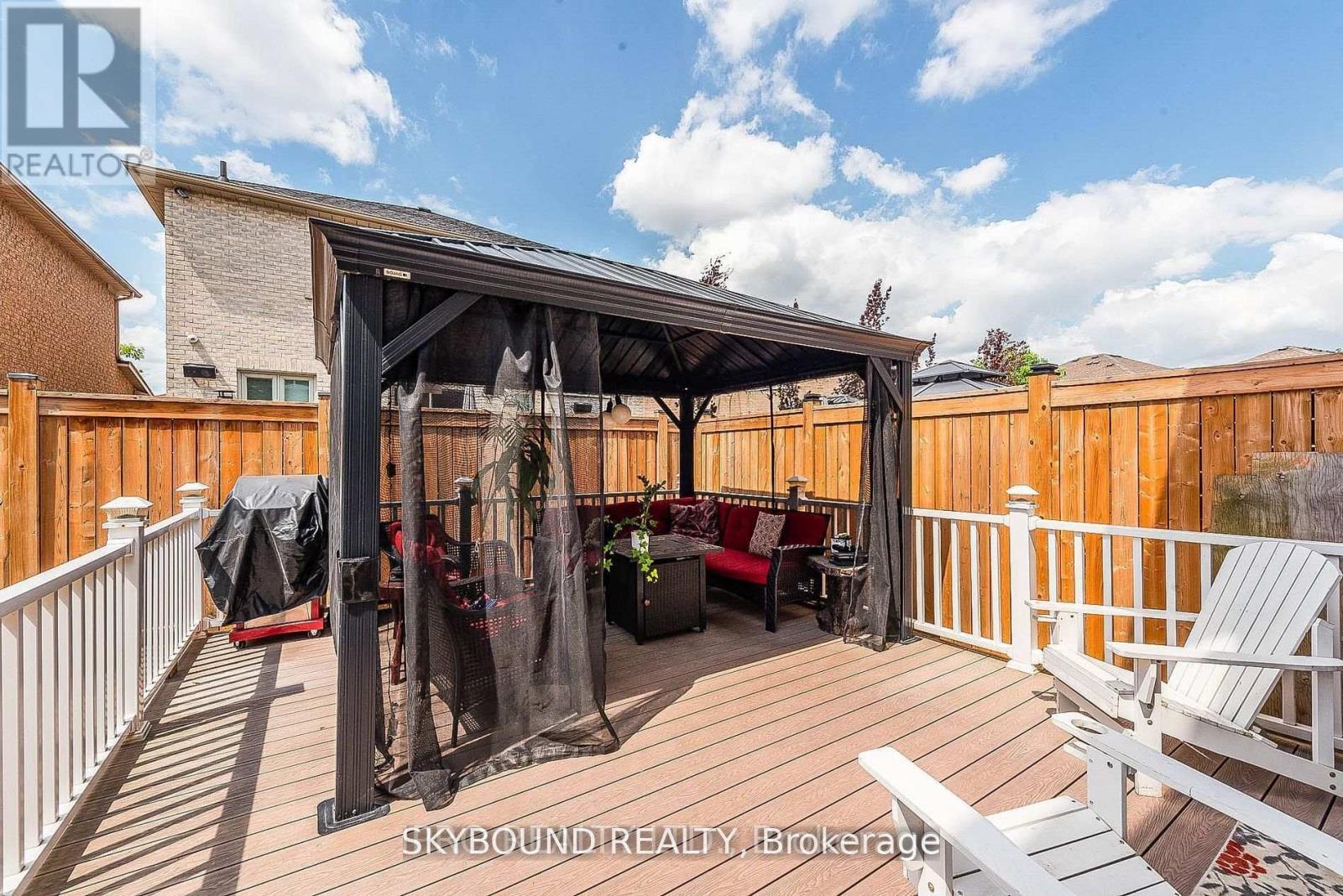 66 SKYLARK DRIVE - 33
