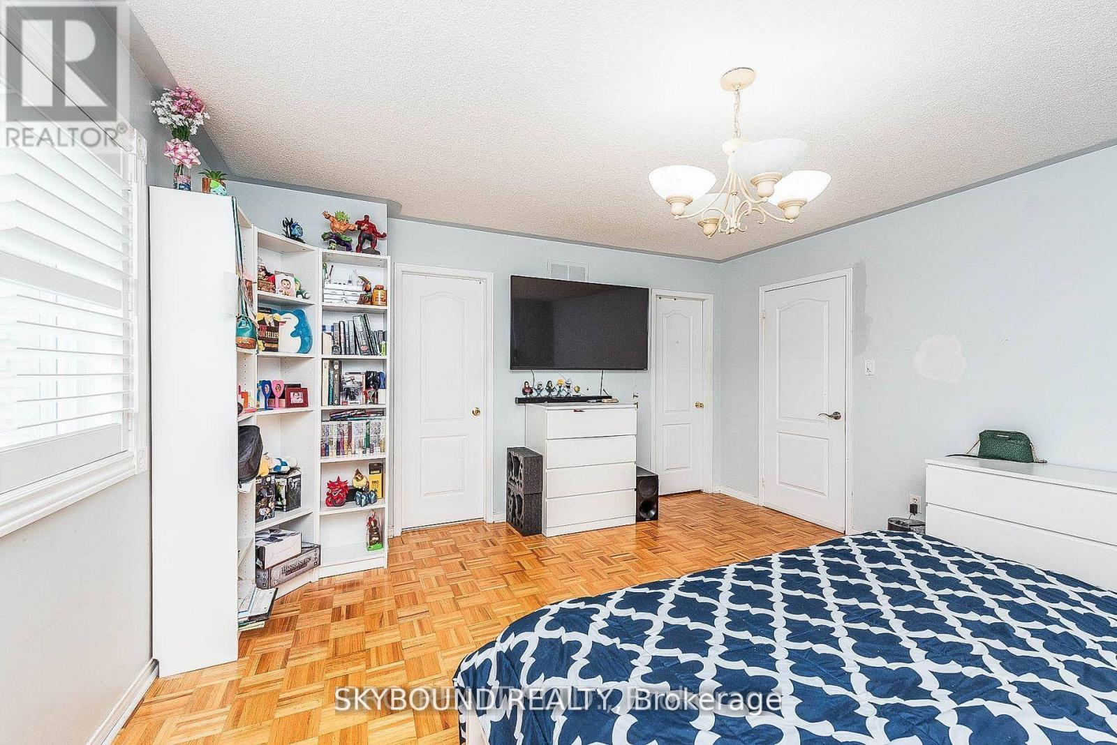 66 SKYLARK DRIVE - 36