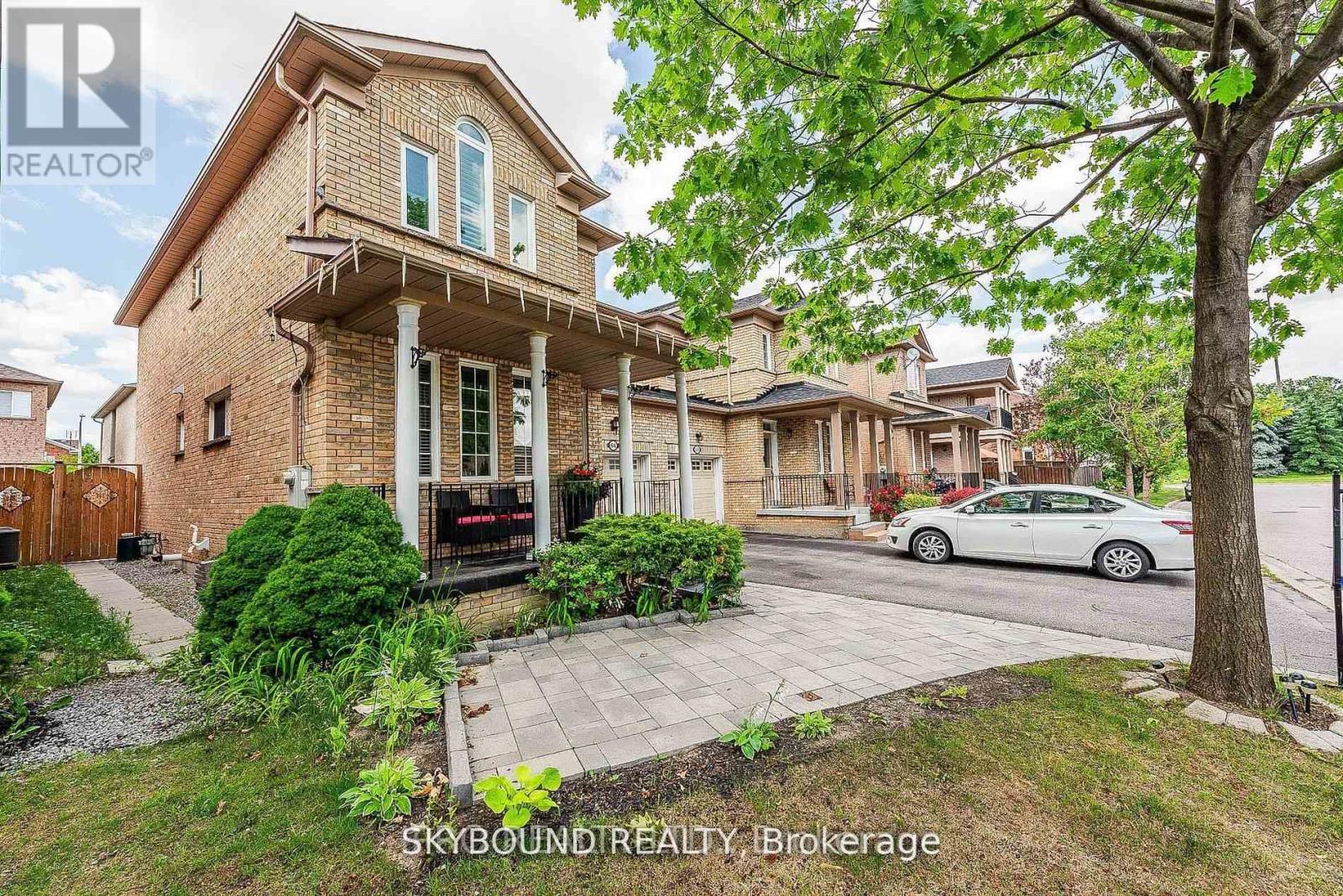 66 SKYLARK DRIVE - 4