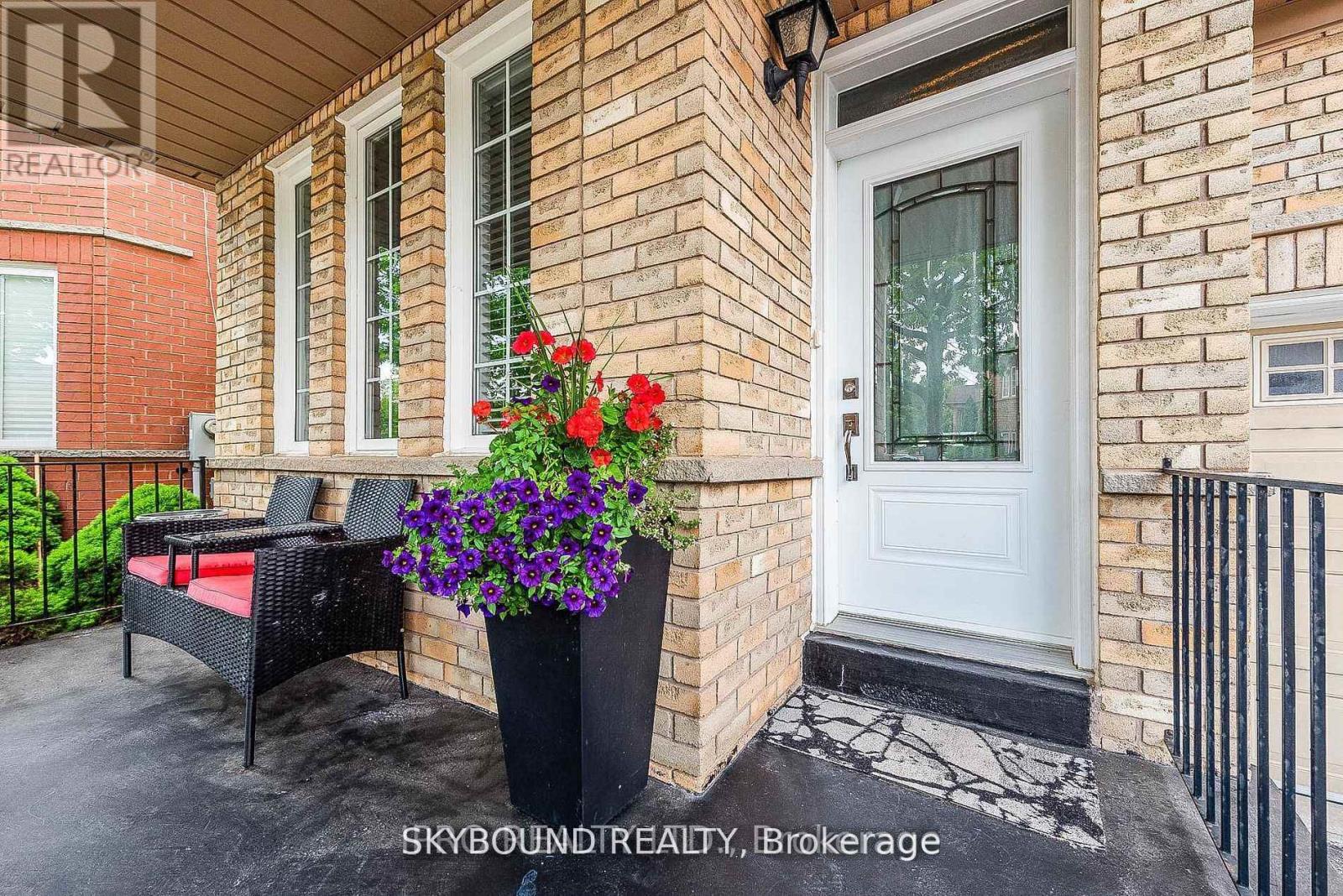 66 SKYLARK DRIVE - 5