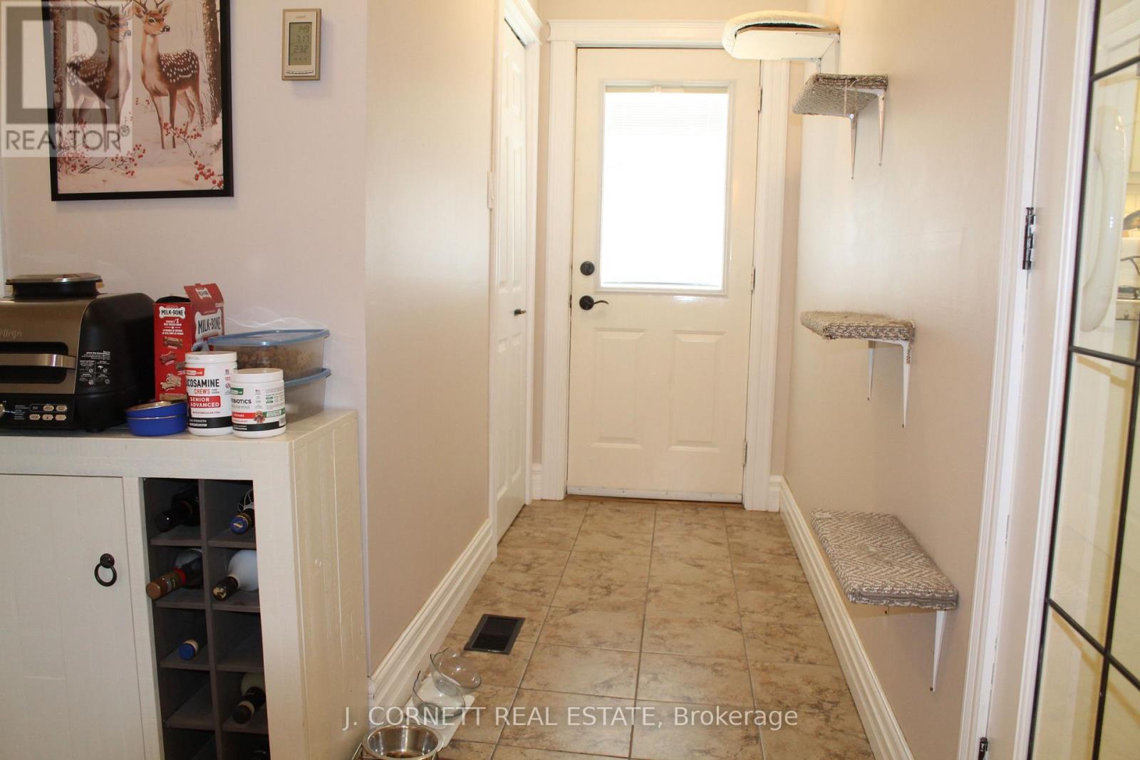 3270 SUNNYVIEW AVENUE N - 27