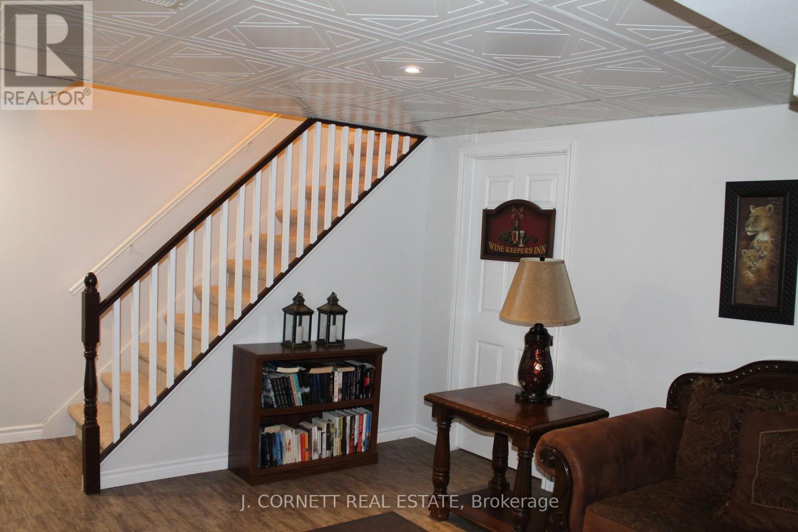 3270 SUNNYVIEW AVENUE N - 31