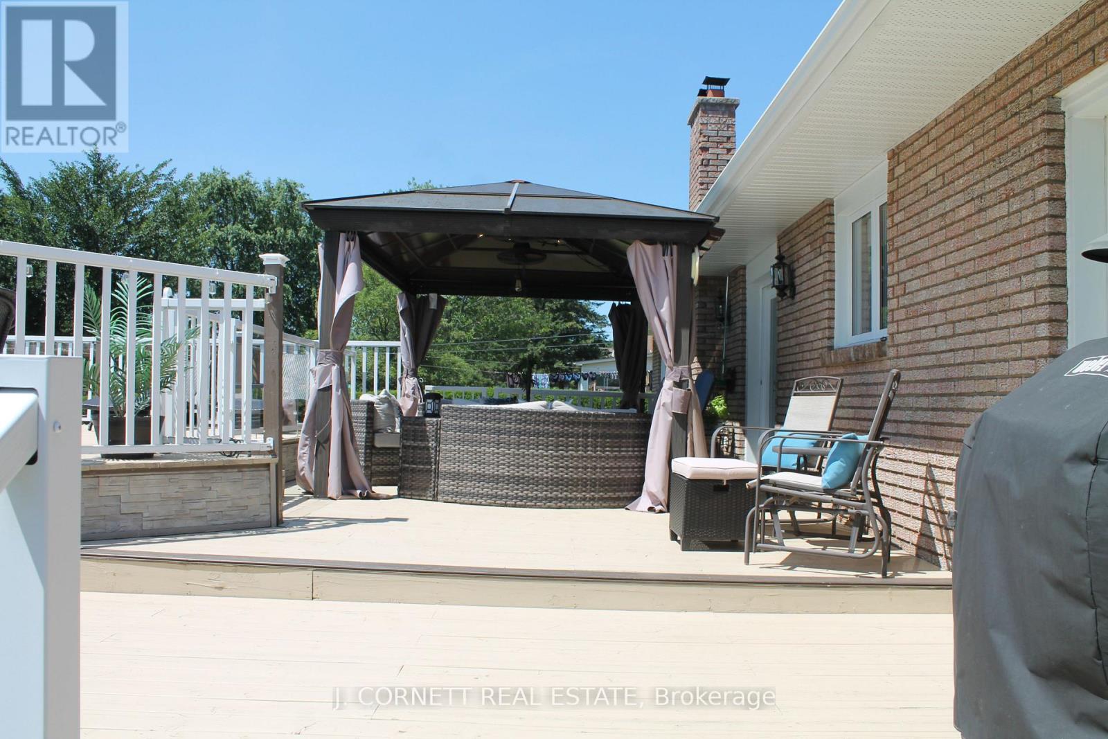 3270 SUNNYVIEW AVENUE N - 34