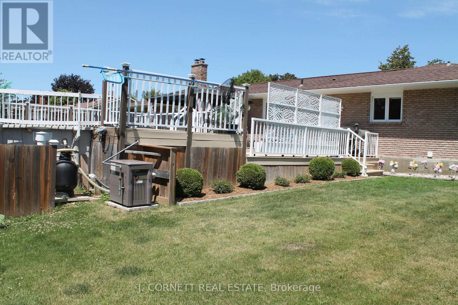 3270 SUNNYVIEW AVENUE N - 39