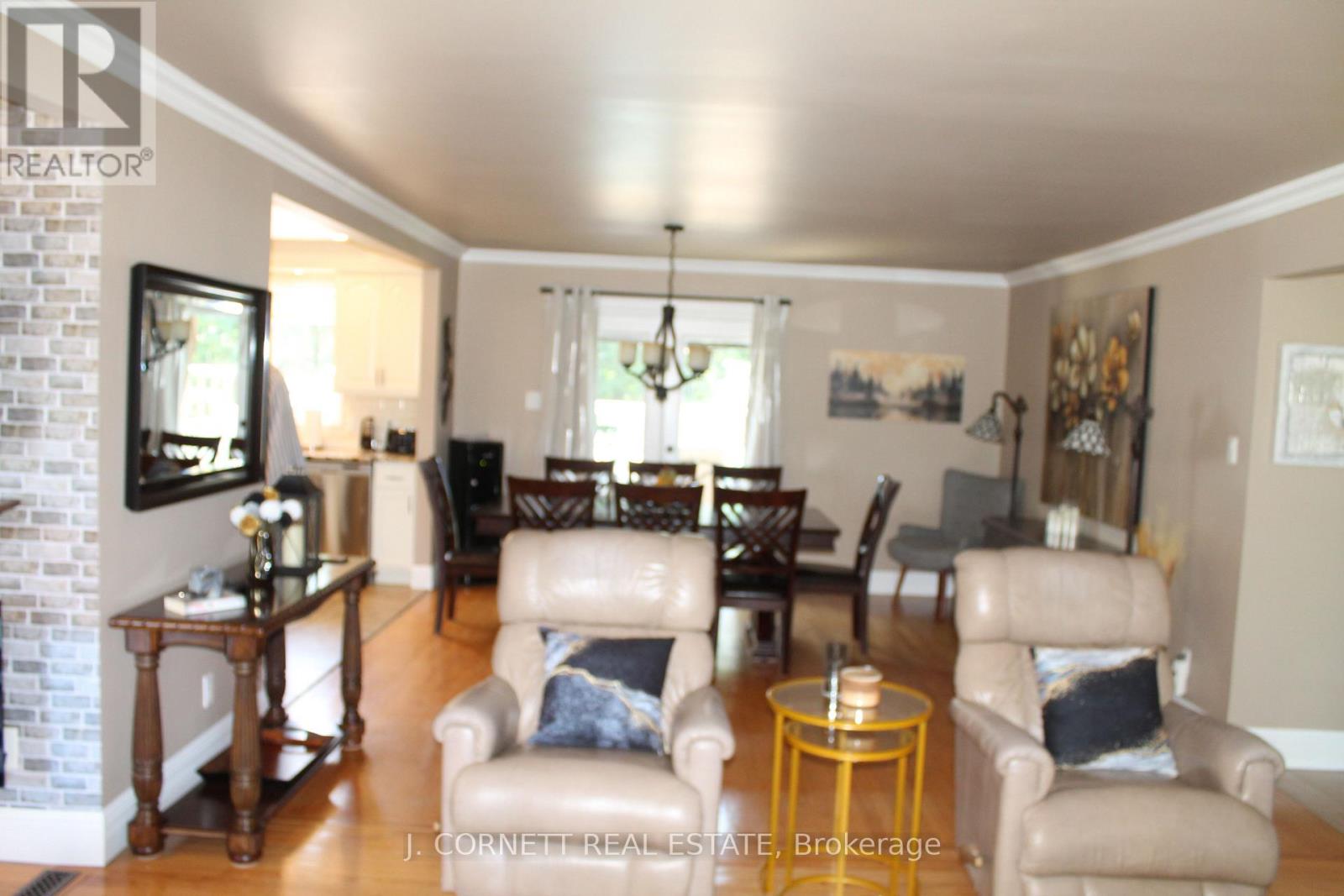 3270 SUNNYVIEW AVENUE N - 7