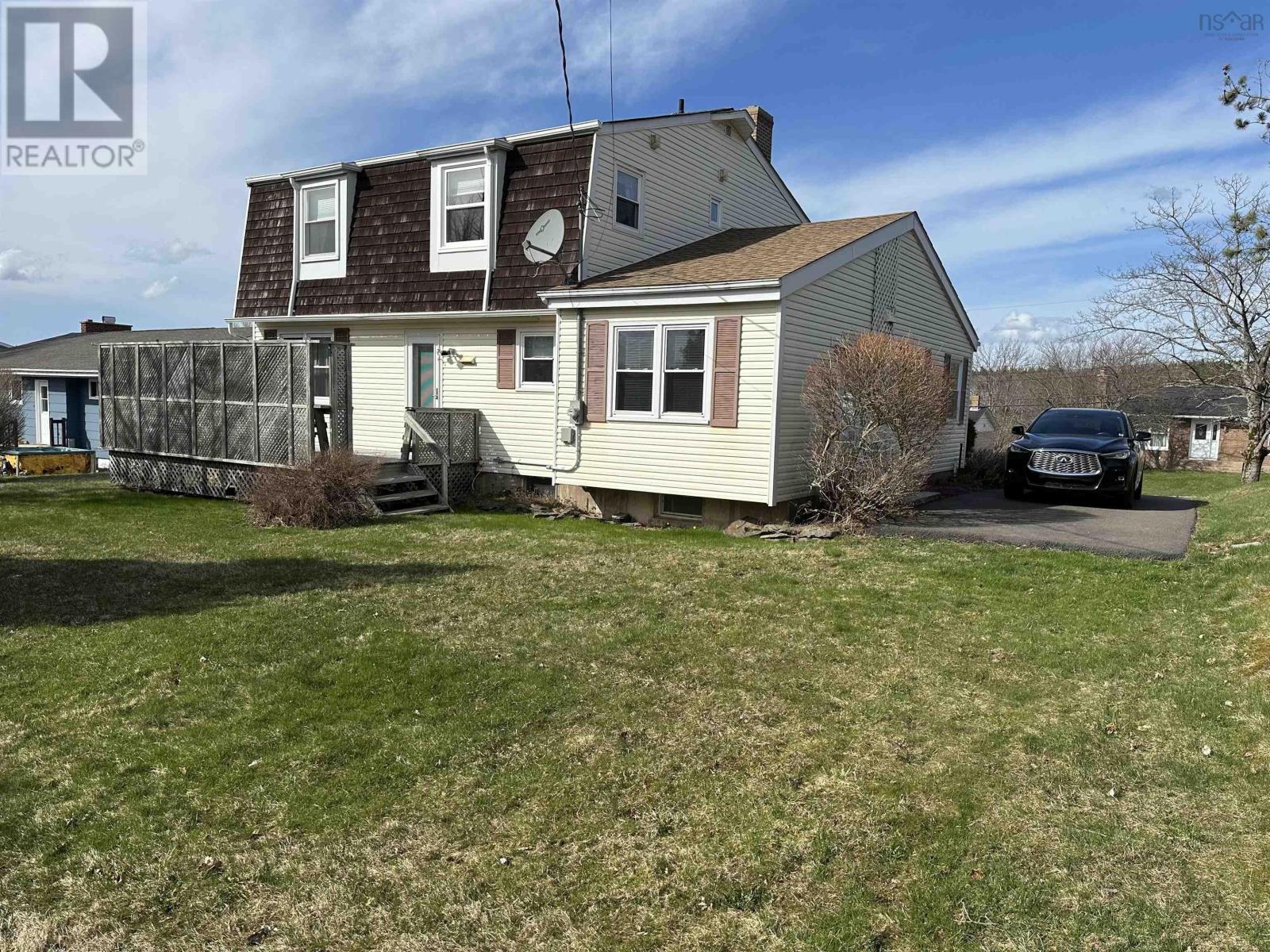 11 MacQuarrie Drive - 4