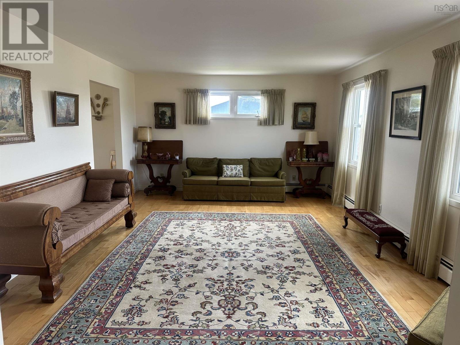 11 MacQuarrie Drive - 21