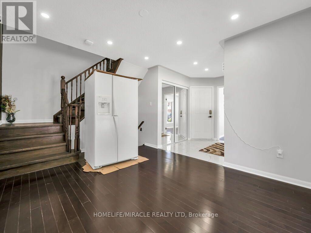 55 SECORD CRESCENT - 14