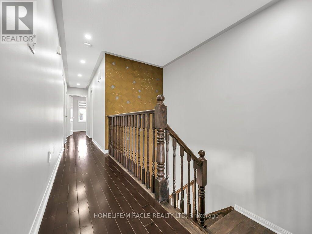 55 SECORD CRESCENT - 29