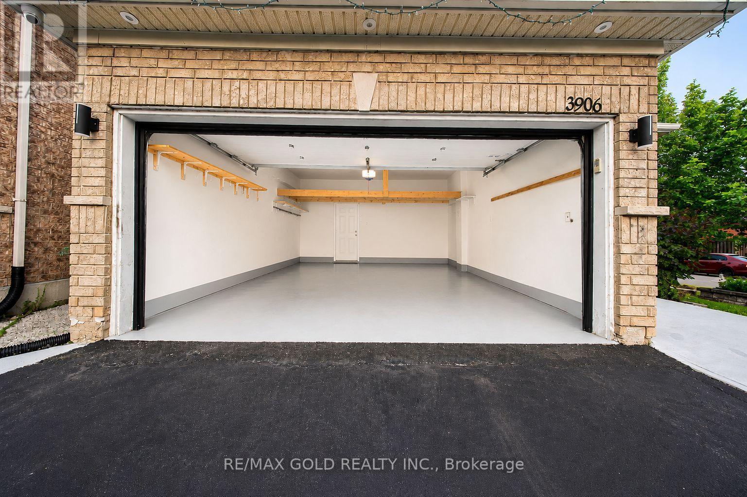 3906 PASSWAY ROAD - 33