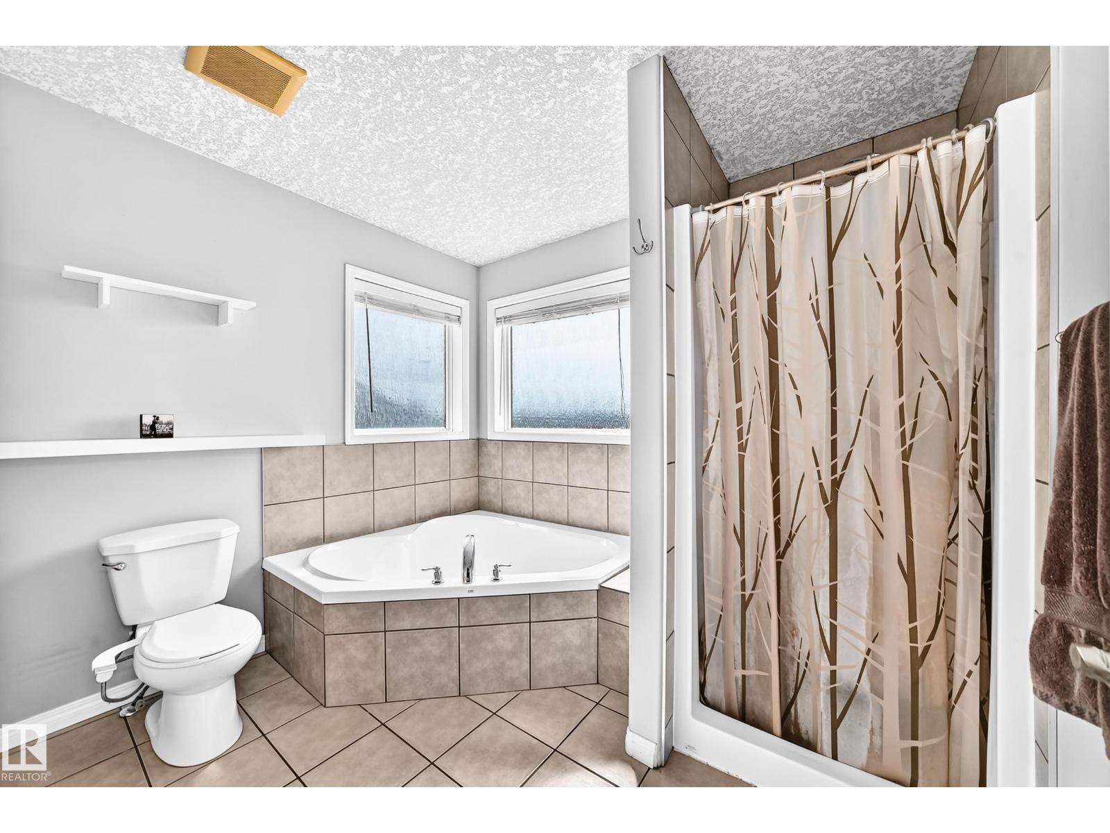 108 HOULE DR - Image 16