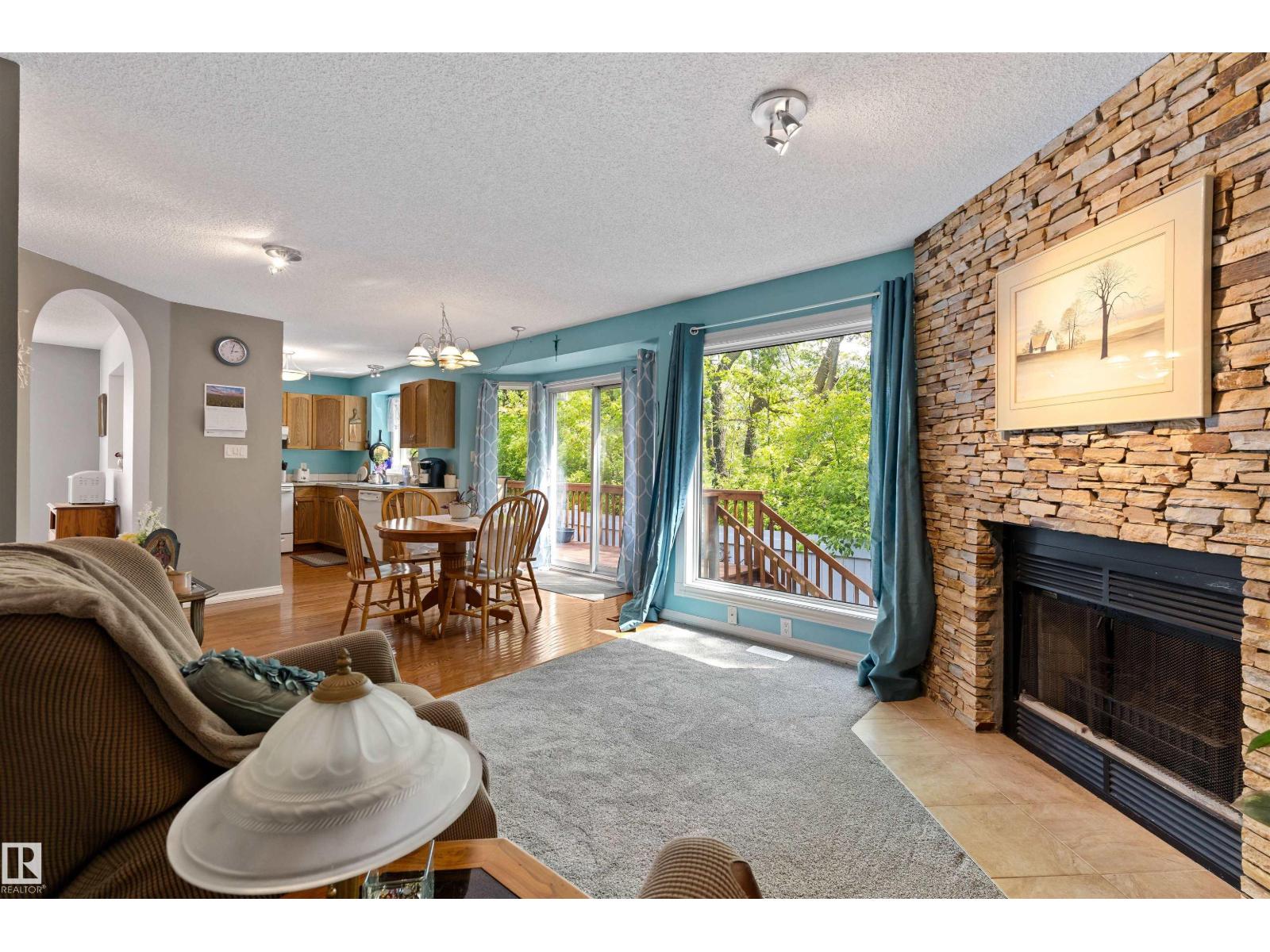 #23 35 GARDEN RD - 13