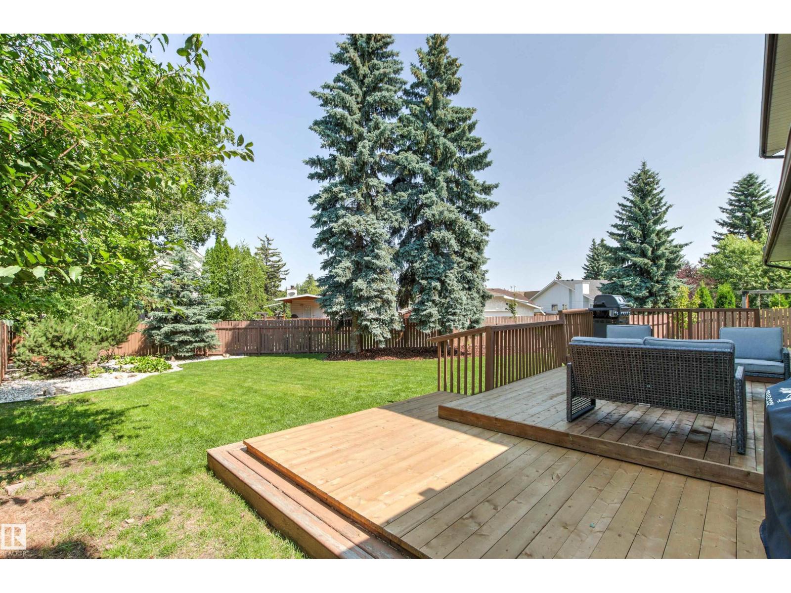 17532 55 AV NW - 20
