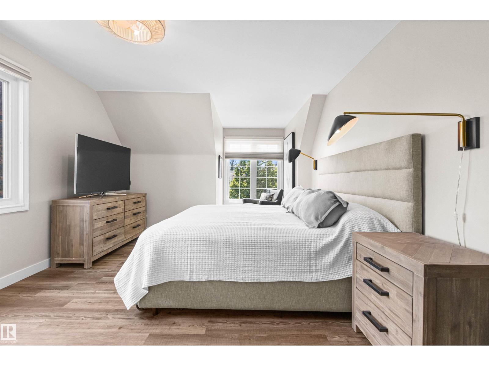 17532 55 AV NW - Image 26