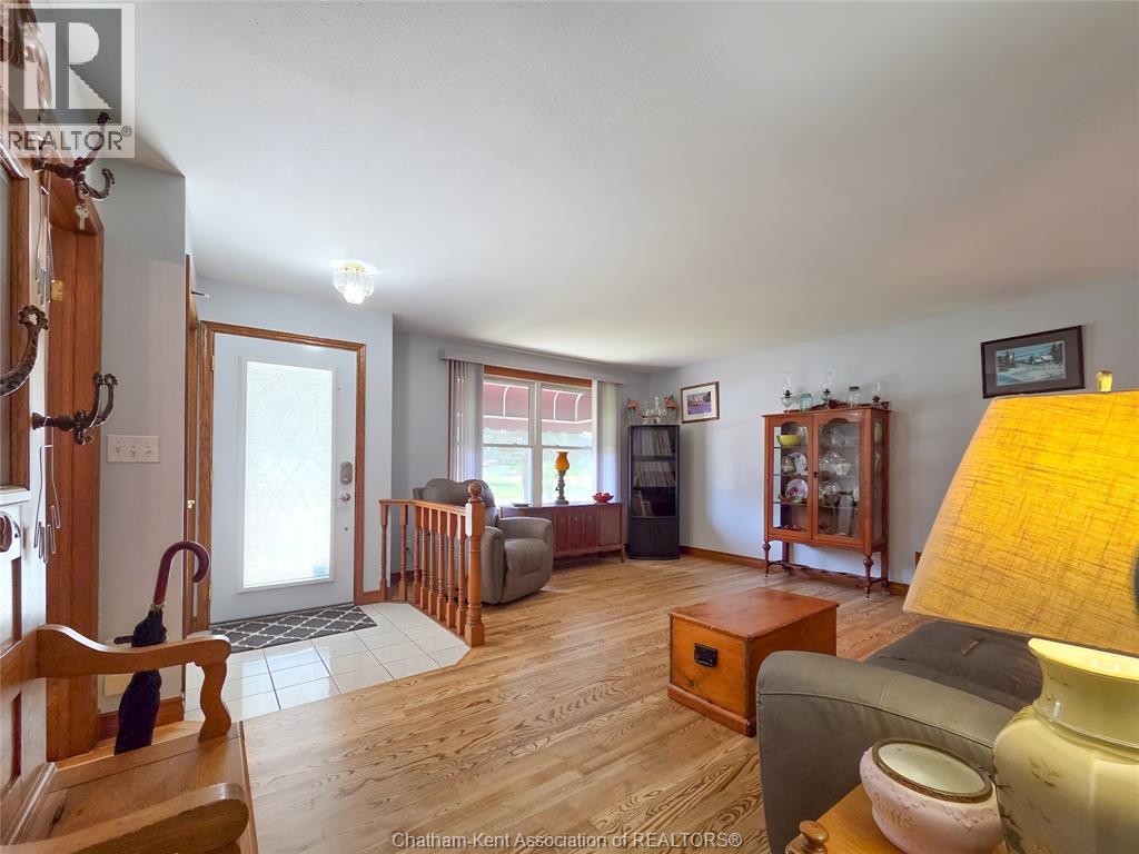 93 GREGORY DRIVE - 11