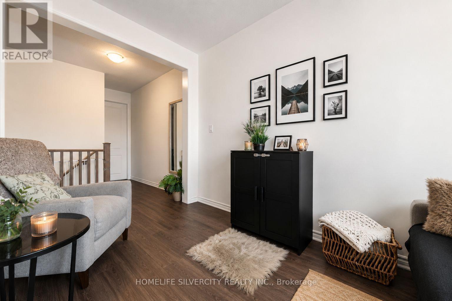 124 BENHURST CRESCENT - 27