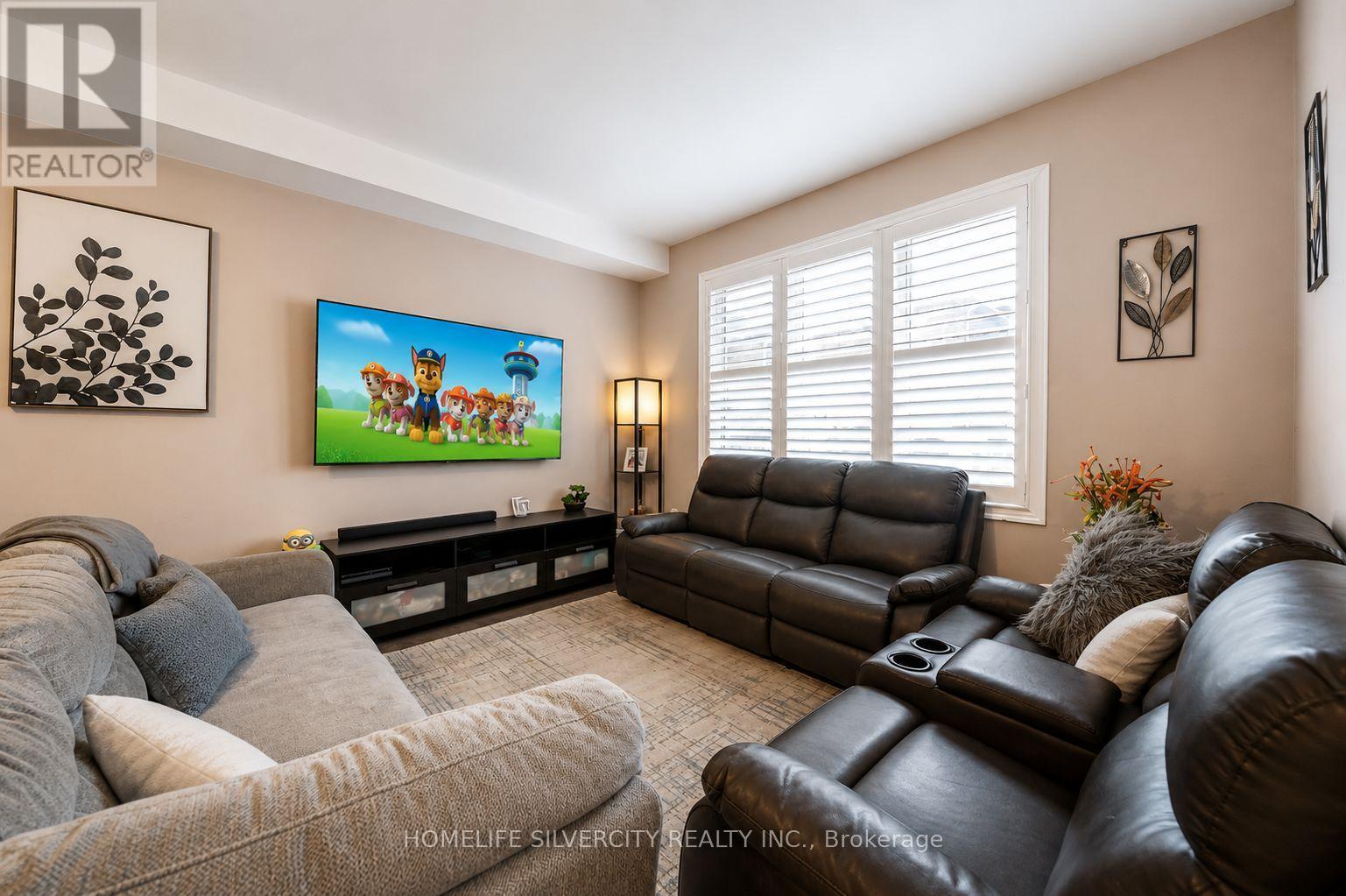 124 BENHURST CRESCENT - 8