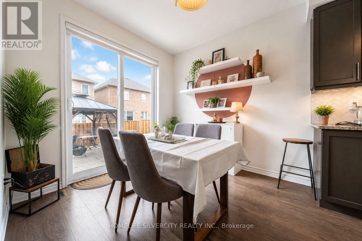 124 BENHURST CRESCENT - 9