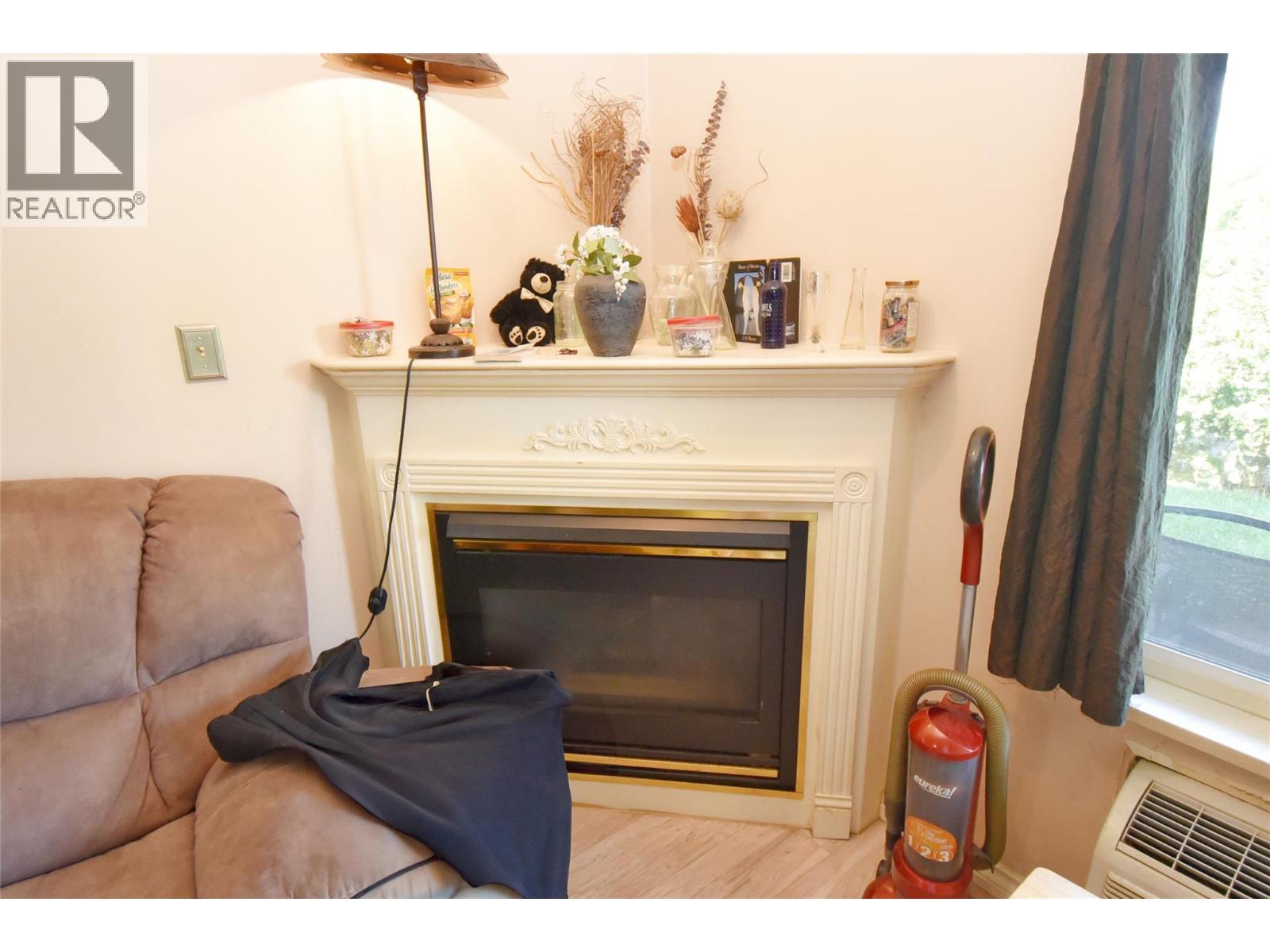 #57 4740 20 Street - 35