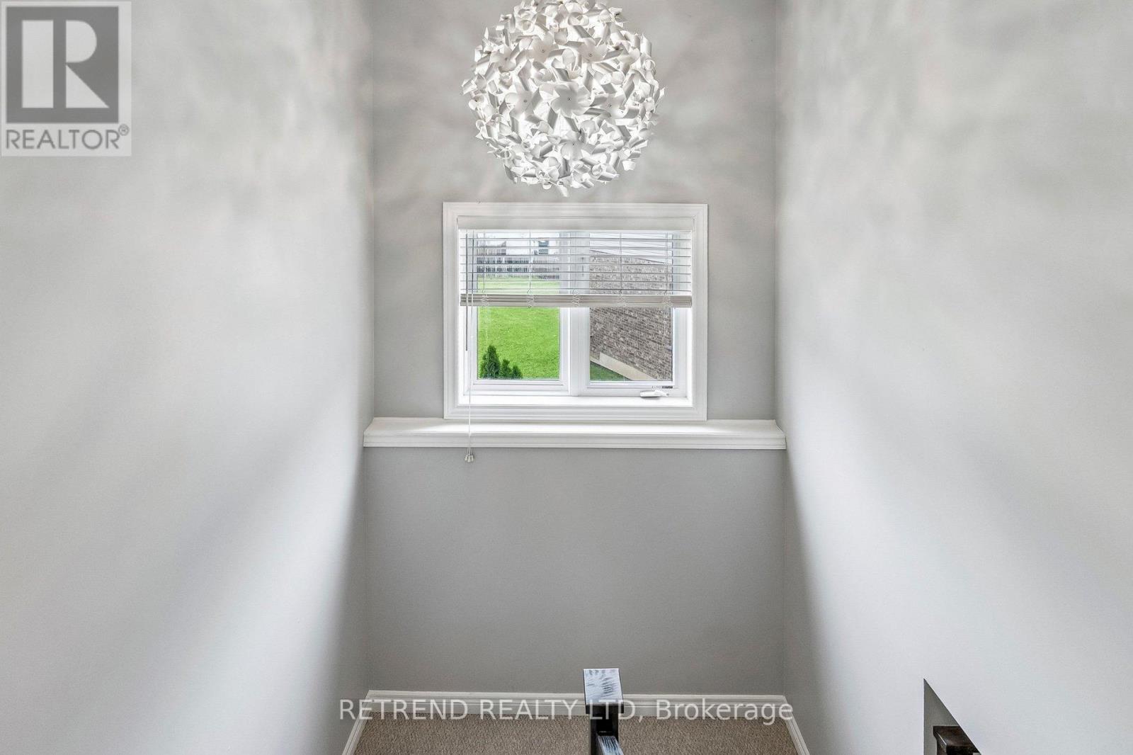 73 VIDEL CRESCENT N - Image 18