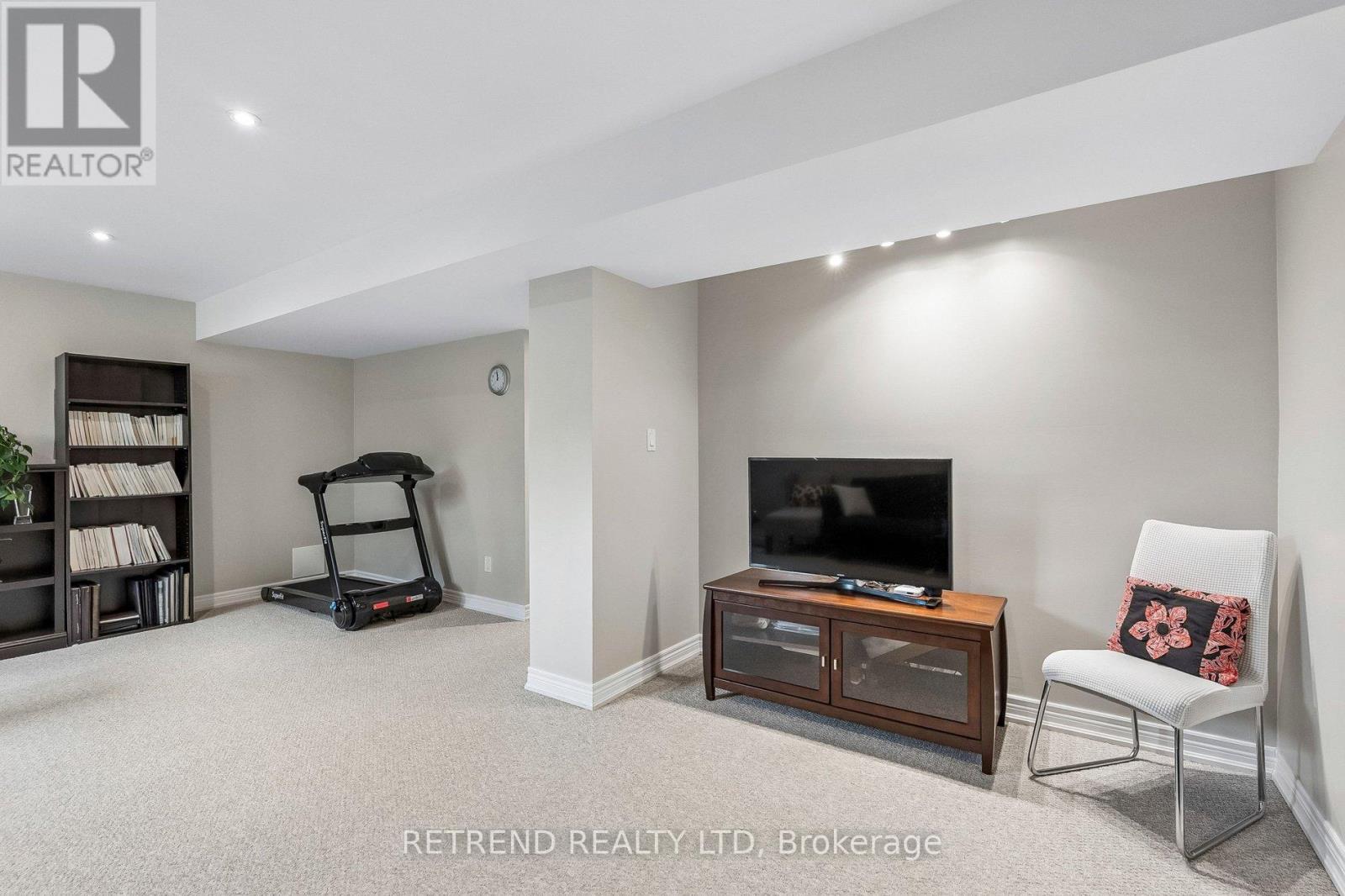 73 VIDEL CRESCENT N - Image 34