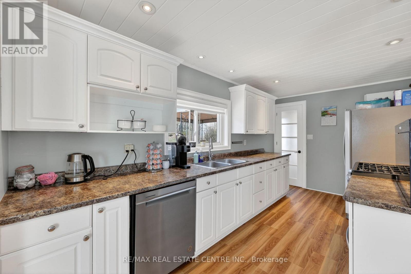 17 MCCLURE LANE - 12
