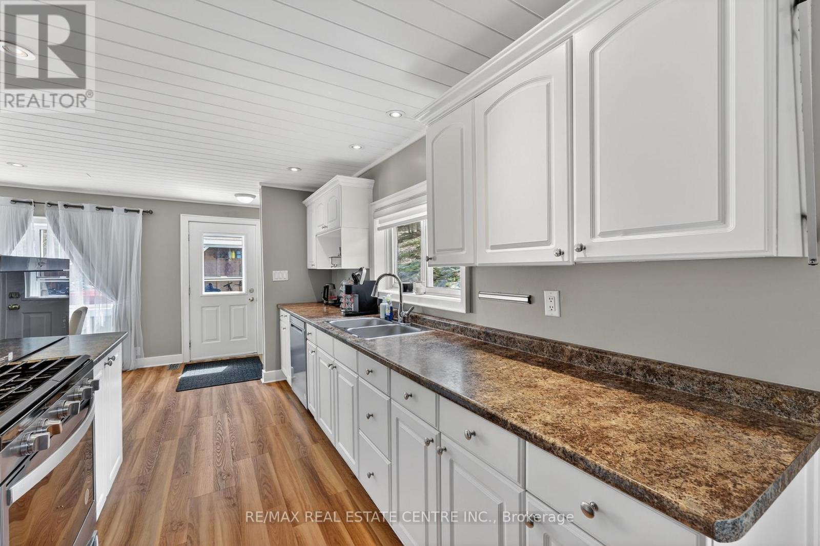 17 MCCLURE LANE - 14