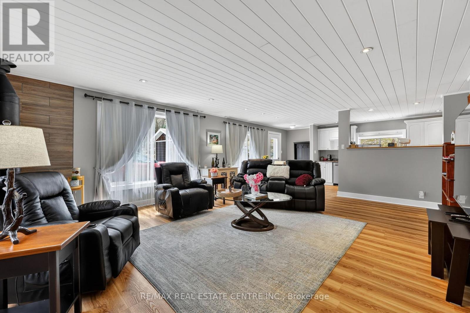 17 MCCLURE LANE - 19