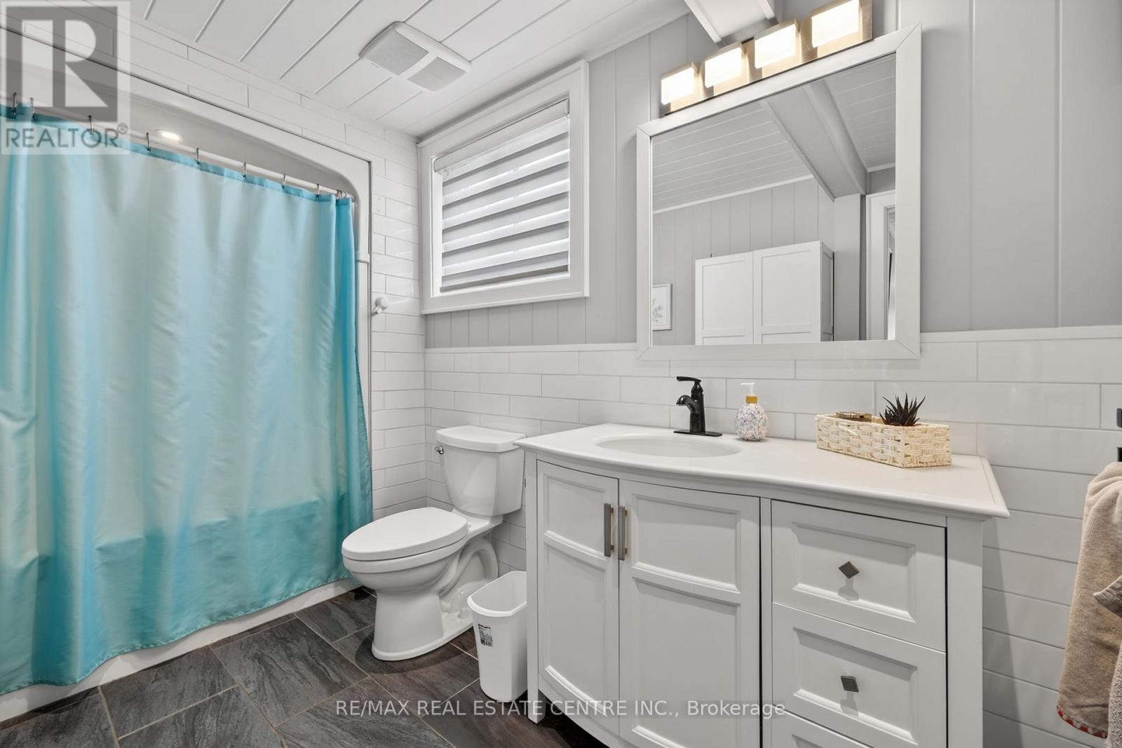 17 MCCLURE LANE - 24