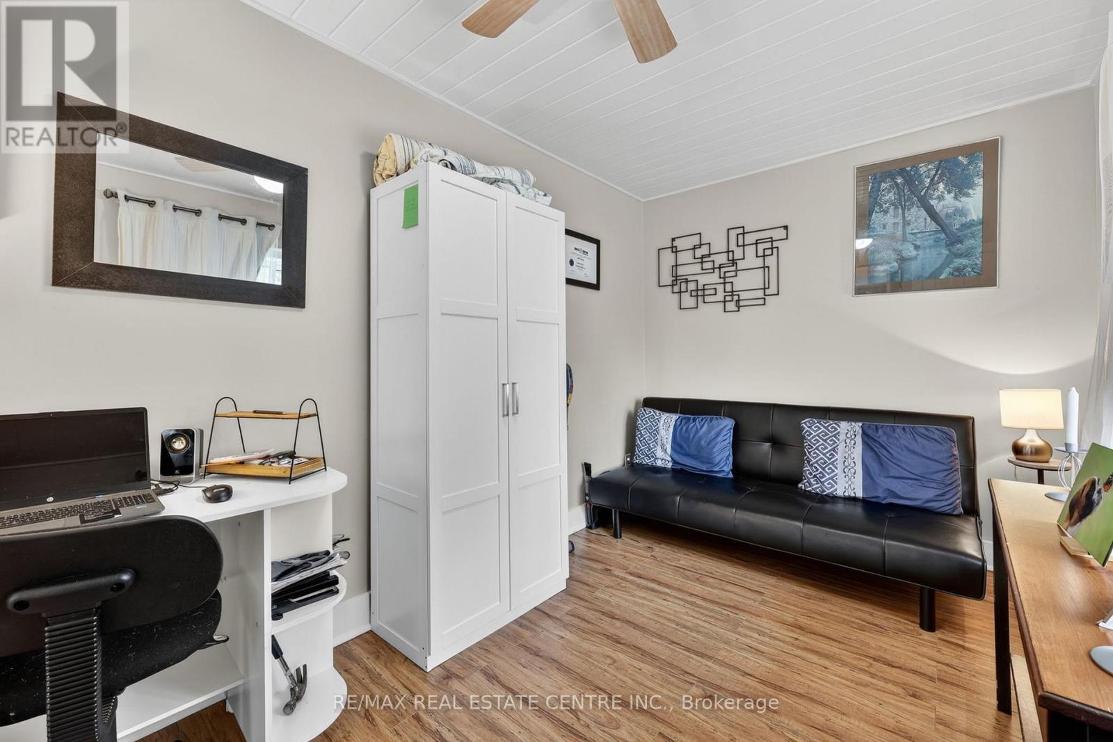 17 MCCLURE LANE - 30