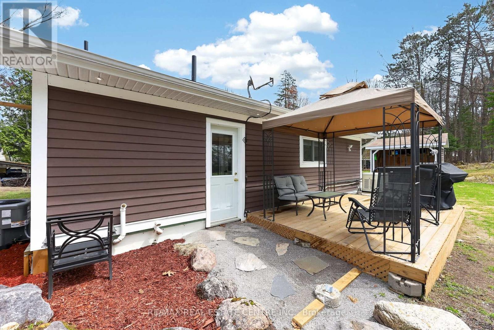 17 MCCLURE LANE - 31