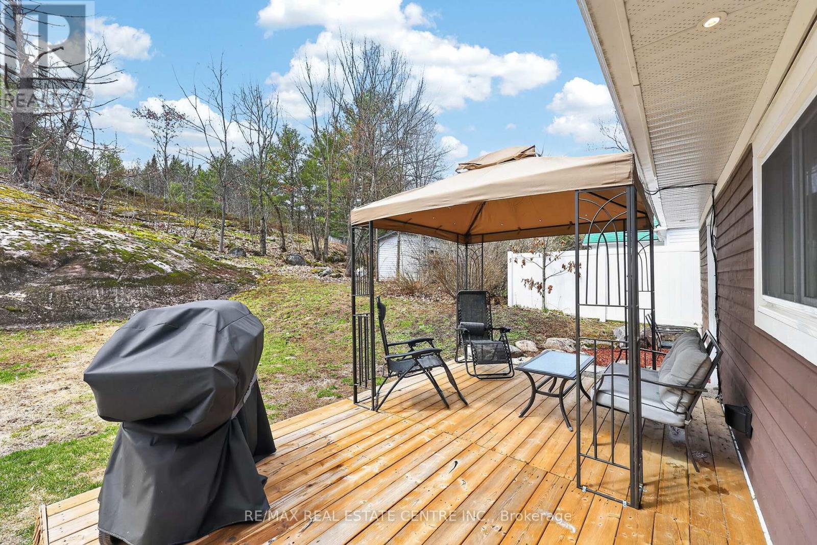 17 MCCLURE LANE - 34