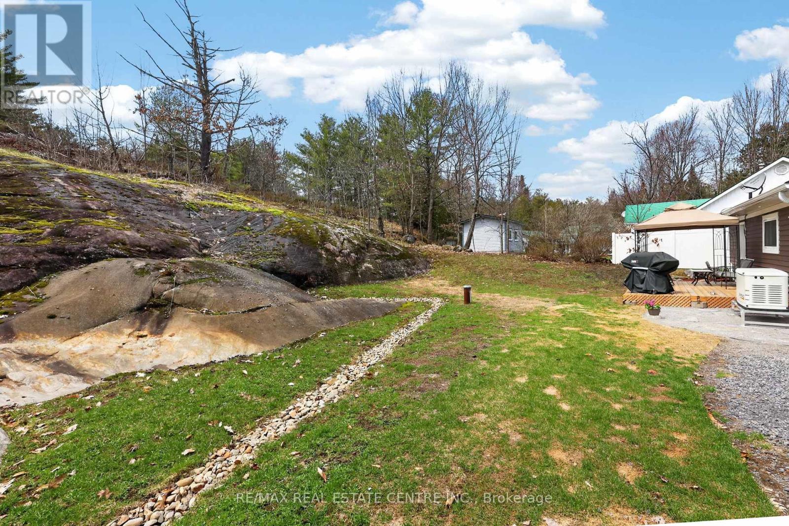 17 MCCLURE LANE - 36