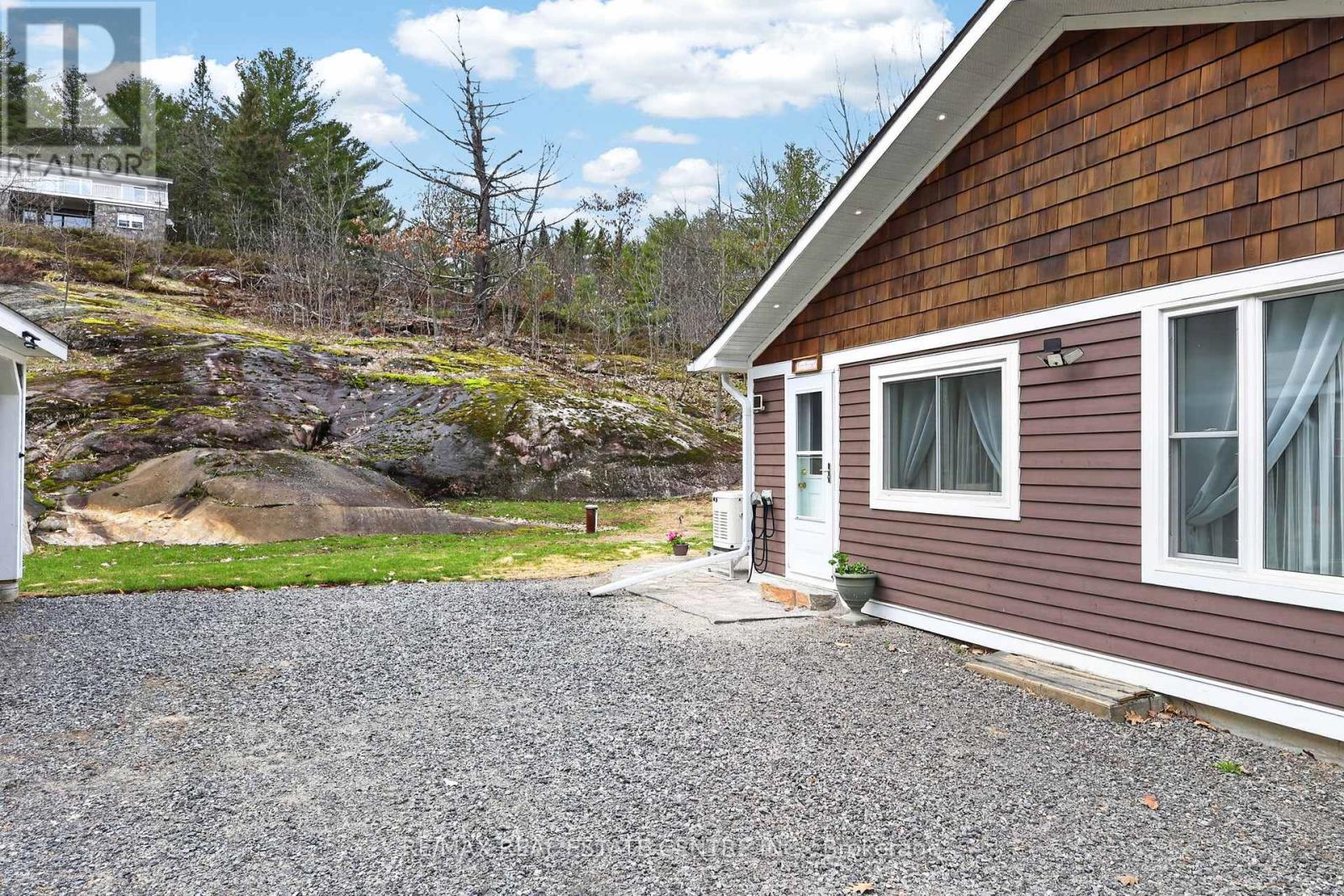17 MCCLURE LANE - 37